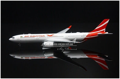 1:400 JC WINGS AIR MAURITIUS AIRBUS A330-900 Passenger Airplane Diecast Model