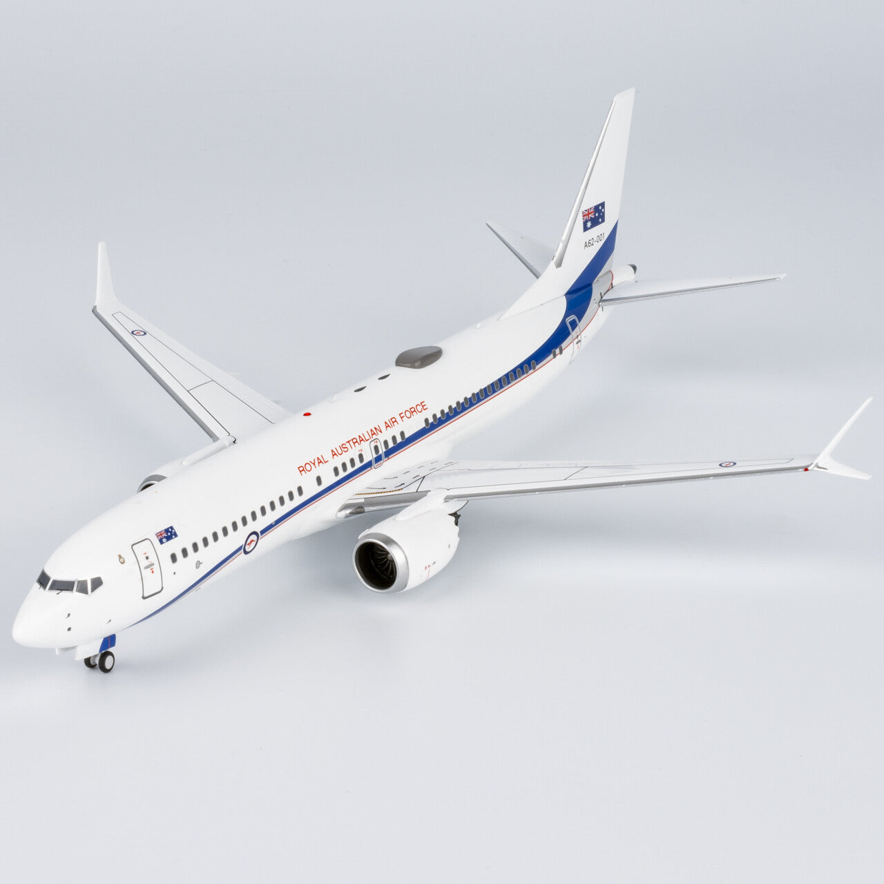 1:200 NG Models RAAF Boeing 737 MAX 8 Passenger Diecast Aircraft Model