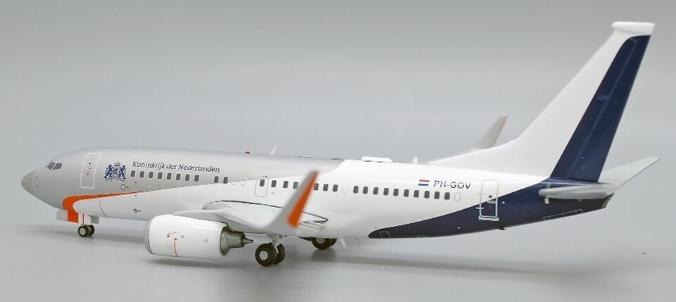 1:200 JC Wings Netherlands Government BOEING 737-700 Airplane Diecast Model