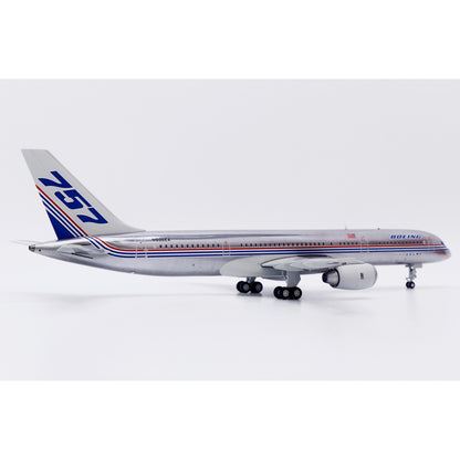 1:200 JC Wings Boeing 757-200 N505EA Passenger Plane Diecast Aircraft Model