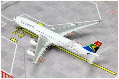 1:400 Phoenix South African AIRBUS A340-300 Passenger Airplane Diecast Model