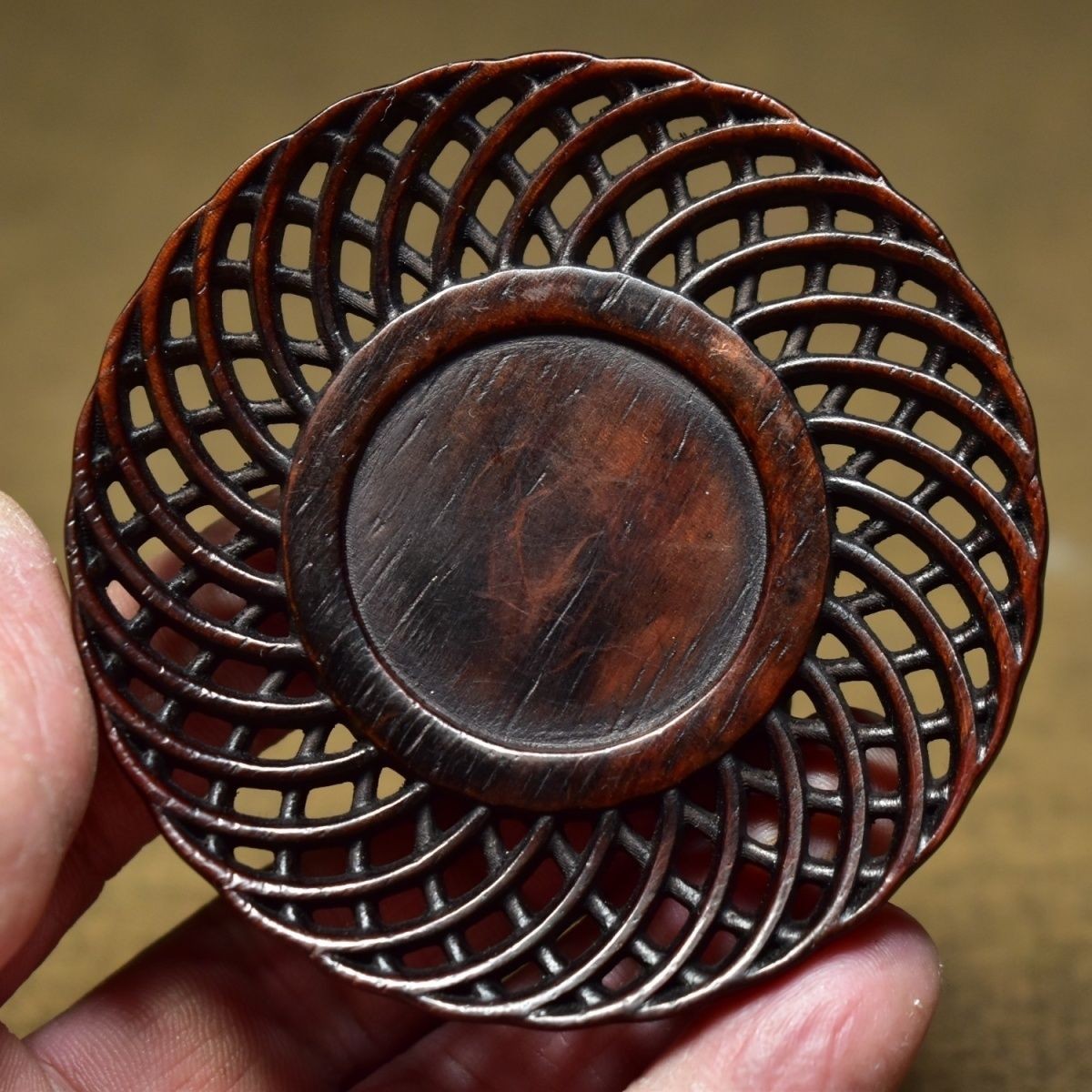 Chinese Retro Blood Sandalwood Coaster 7.5cm Hollow Carved Teacup Mat 14g