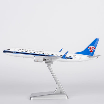 1:200 NGmodels China Southern Boeing 737 MAX 8 Passenger Diecast Airplane Model