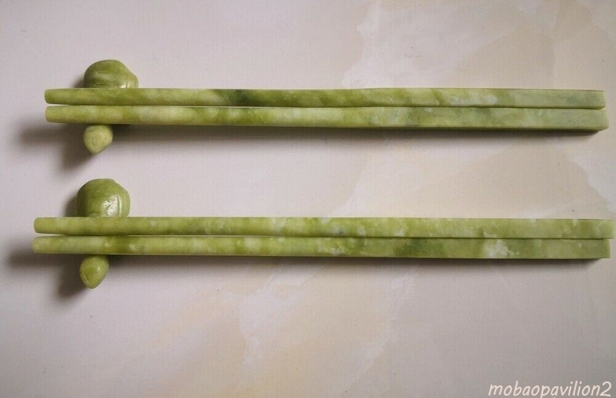 2 Pair Nephrite Spinach Natural Jade Vintage Chopsticks+bracket
