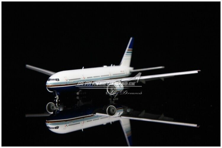 1:400 JC Wings PRIVILEGE BOEING 777-200 Passenger Plane Flap Down Diecast Model