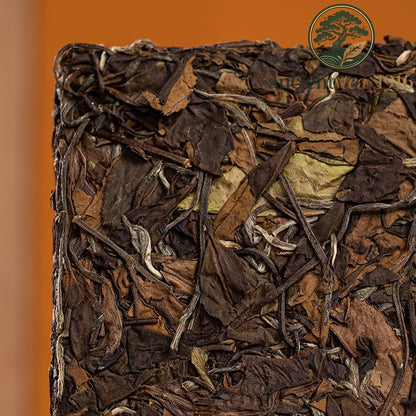 250g 2018 Fuding White Tea High Mountain Shoumei Jujube Flavored White Tea Brick
