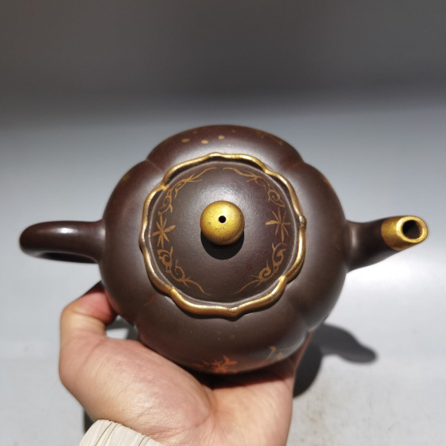 Chinese Yixing Zisha Clay Handmade Exquisite Teapot （描金窑变壶 低款：乾隆御制)