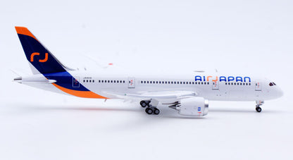 1:400 JC Wings Air Japan Dreamliner B787-8 Passenger Airplane Diecast Model