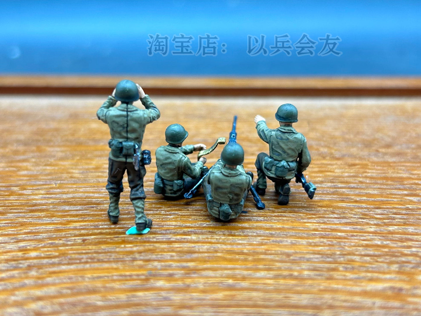 1/72 World War II US M2 Browning Machine Gun+4Pcs Soldier Model Khaki Color