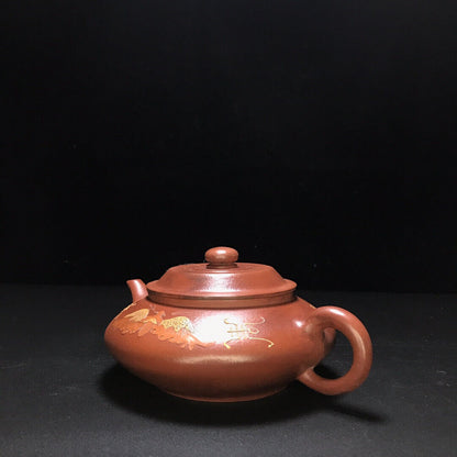 Chinese Yixing Zisha Clay Handmade Exquisite Teapot （福在眼前 底款：王寅春）