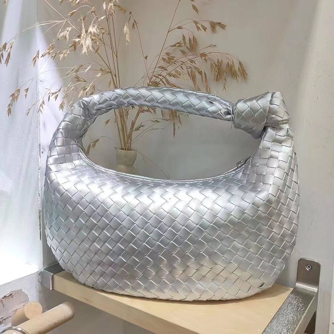 Luxury Synthetic Leather Handbag Large Shoulder Bag Woven Soft Underarm Bag Zipp