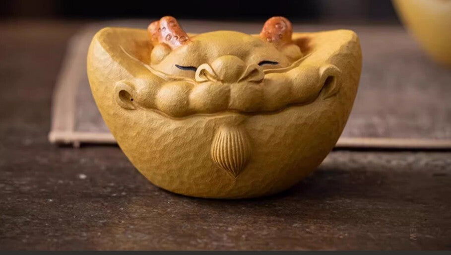 chinese yixing zisha tea pet dragon decoration yellow DuanClay Yuan Bao Long