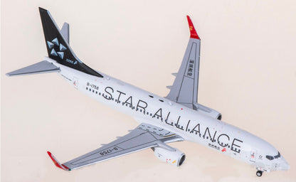 1:400 AeroPolaris Shenzhen Airlines Boeing 737-800 Airplane Diecast Model