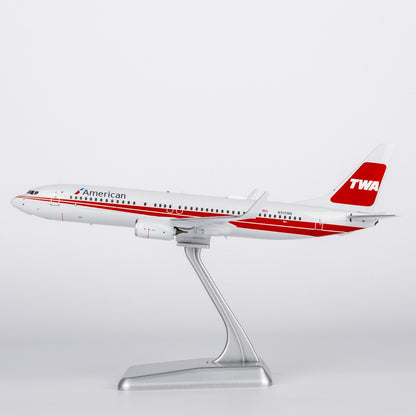 1:200 NGmodels American Airlines B737-800 Passenger Diecast Airplane Model