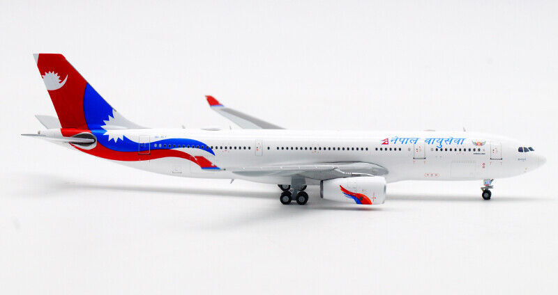1:400 JC WINGS Nepal Airlines AIRBUS A330-200 Passenger Airplane Diecast Model