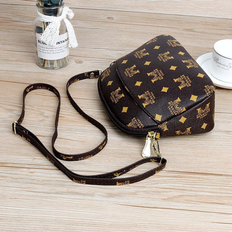 Shoulder Bags Synthetic Shell Bag Adjustable Strap Purse 8.27*2.76*6.3 inch 1 PC