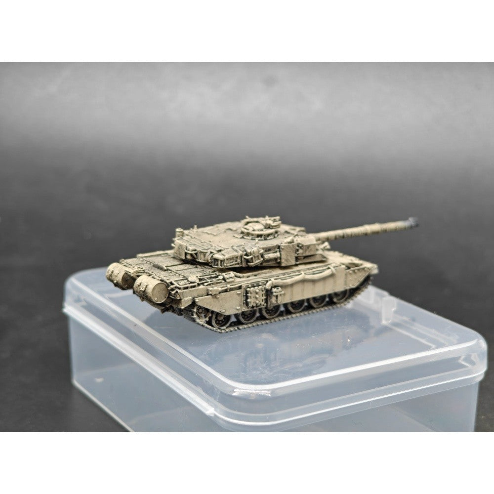 1/144 British Challenger Main Battle Tank Painted Finished Model