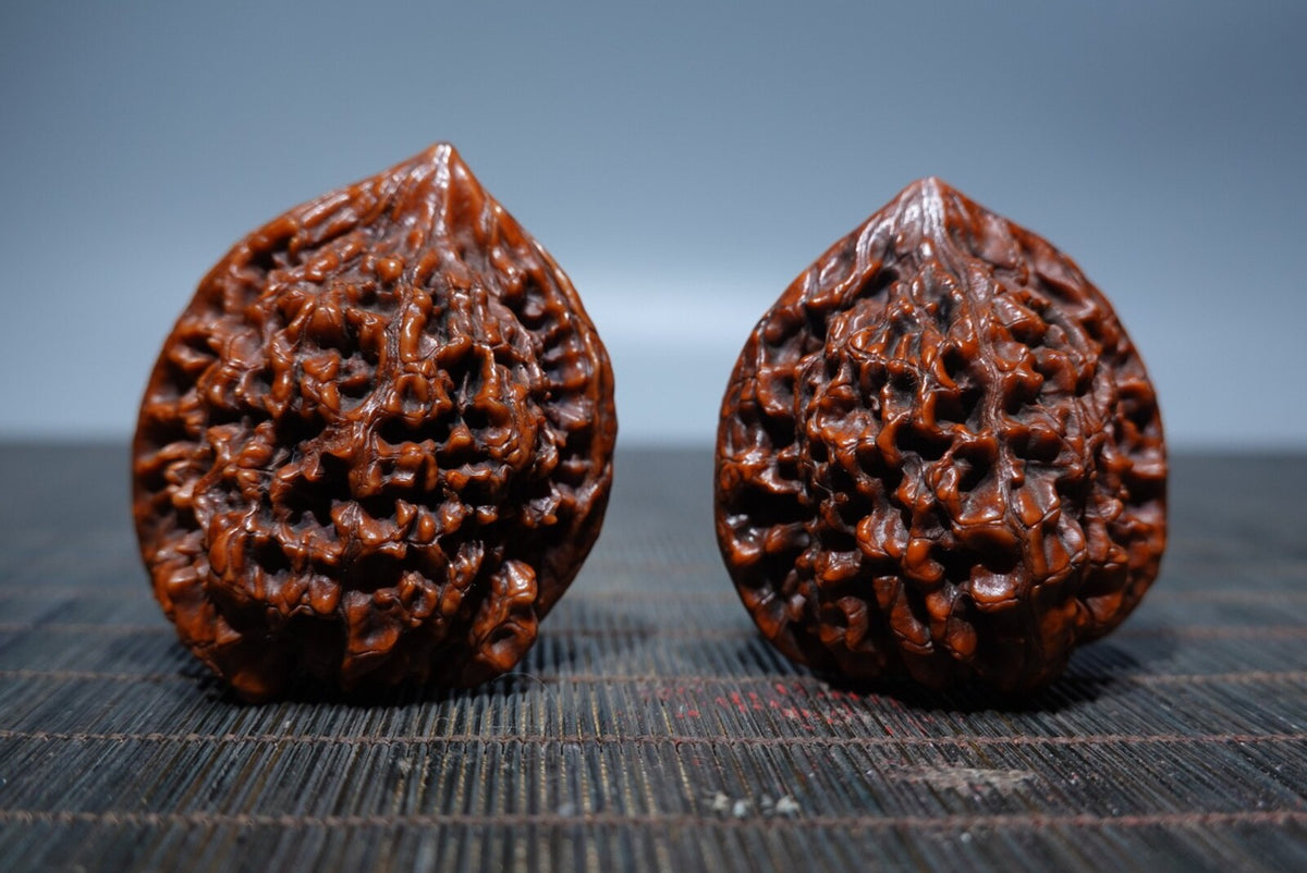 Vintage Chinese Natural Walnut Statue A Pair Collection Art Gift