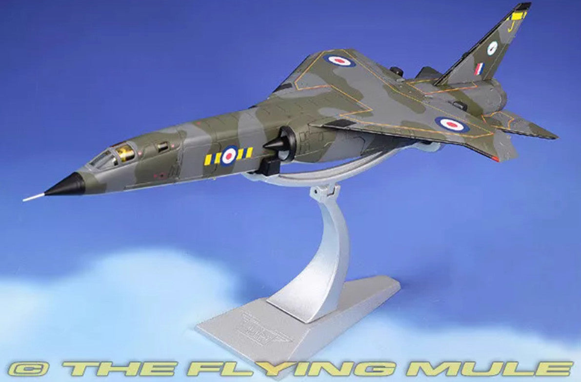 1:72 38CM Corgi BAC TSR-2, XS954, RAF No.40 Sqn 1969 Fighter Plane Diecast Model
