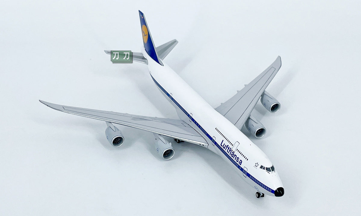 1:400 NG Lite Lufthansa B747-8 D-ABYT Passenger Airplane Diecast Model