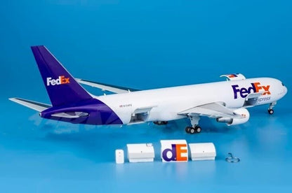 1:200 28CM GeminiJets FedEx Express BOEING 767-300ER Aircraft Diecast Model