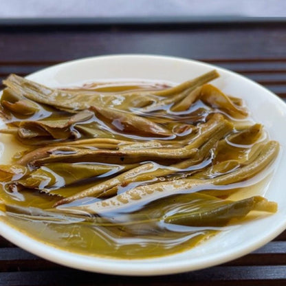 357g Yunnan Pu'er Tea Raw Tea Cake Ban Zhang 2007 Menghai Ecological Tea