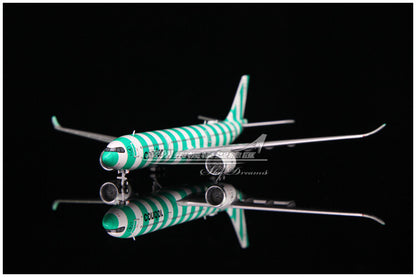 1:400 GeminiJets Condor AIRBUS A330-900neo Passenger Airplane  Diecast Model