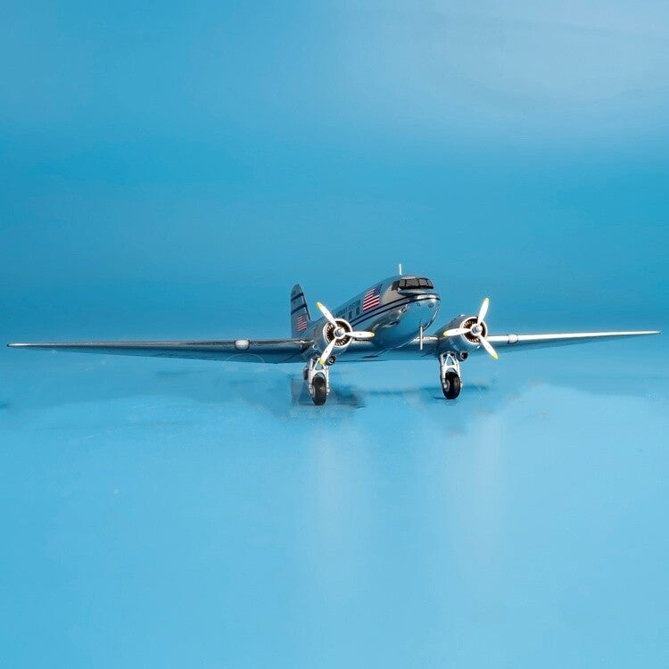 1:200 Geminijets Pan Am Douglas DC-3C Passenger Airplane Diecast Model