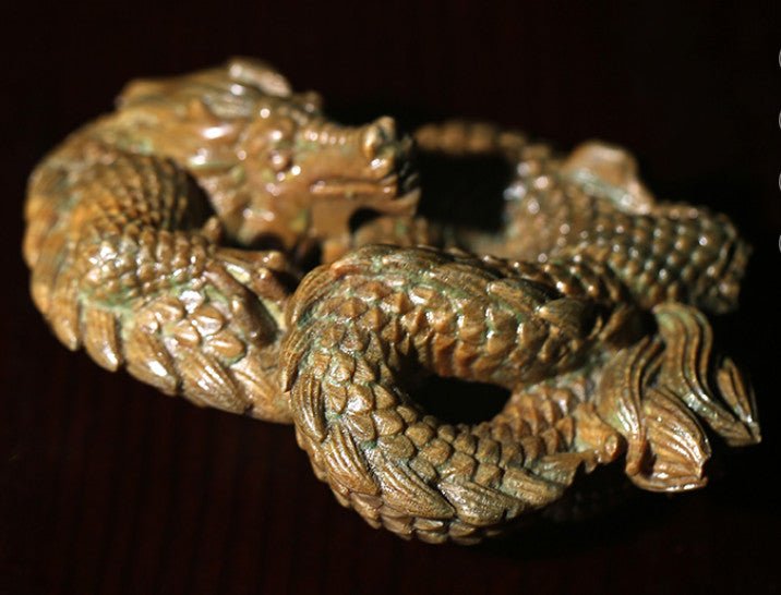 7.8*5.5*3 CM Hand Carved Green Sandalwood Netsuke: Dragon