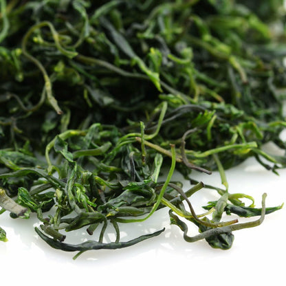 Natural Small Leaf Kuding Tea " Qing Shan Lu Shui " Bitter Tea China Tea