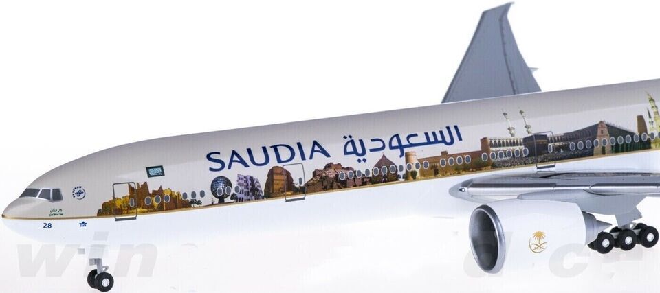 1:200 37CM Hogan SAUDIA BOEING 777-300ER Passenger Airplane ABS Plastic Model