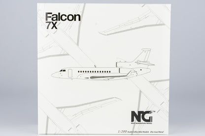 1:400 NGmodels Blank Dassault Falcon 7X Passenger Airplane Diecast Plane Model