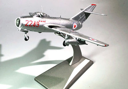 CHINA MIG-15 1/72 diecast plane model aircraft