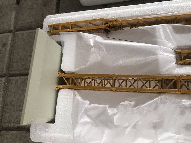 1:100 XCMG XGT 7532-20S Topless Tower Crane Constuction Equipment Diecast Model