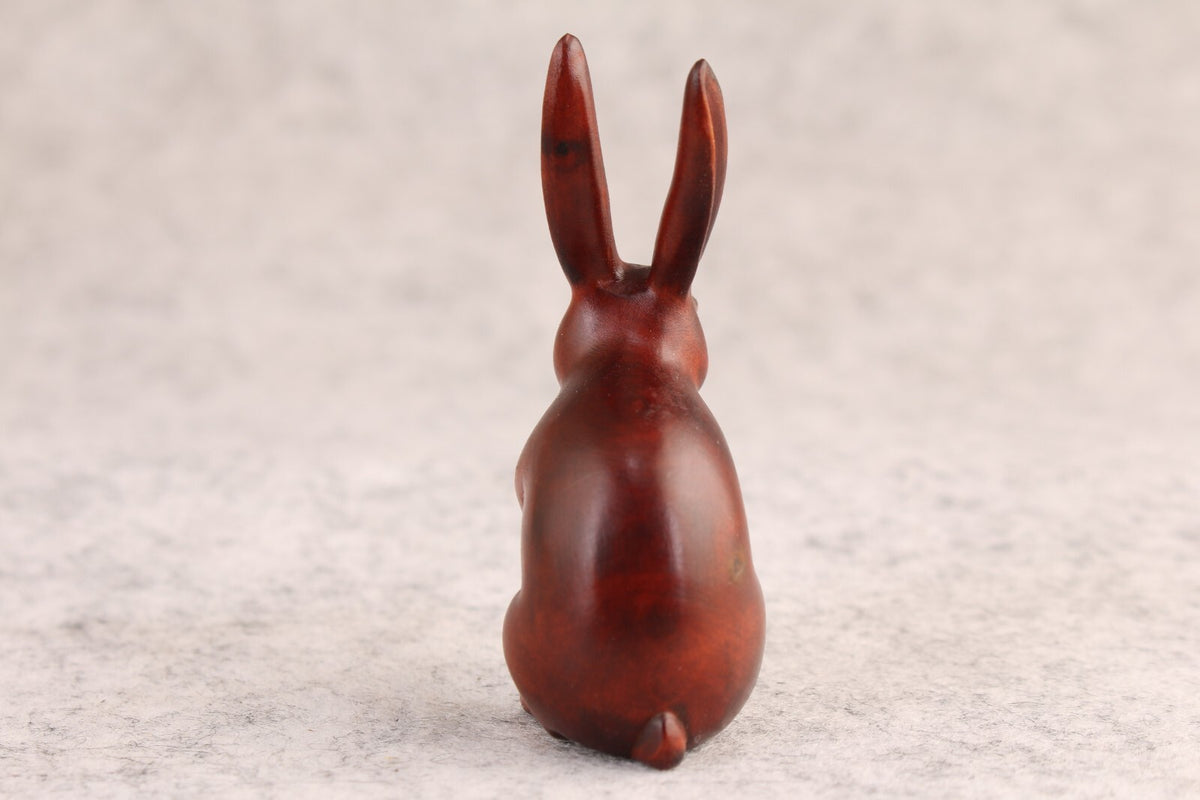 MINI chinese boxwood handmade carving rabbit statue netsuke collectable tea pet