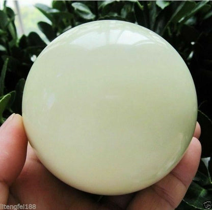 80mm Green Glow White Jade Stone Glow In The Dark Stone Ball