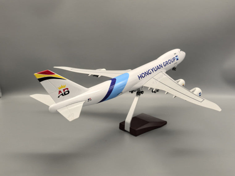 1:160 47CM HONGYUAN GROUP BOEING 747-8 Plane Landing Gear Resin Aircraft Model