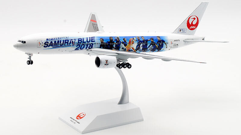 1:200 32CM JC Wings JAL JAPAN AIRLINES B777-200 Passenger Airplane Diecast Model