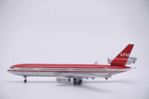1:400 Phoenix LTU McDonnell Douglas MD-11 Passenger Plane Diecast Aircraft Model