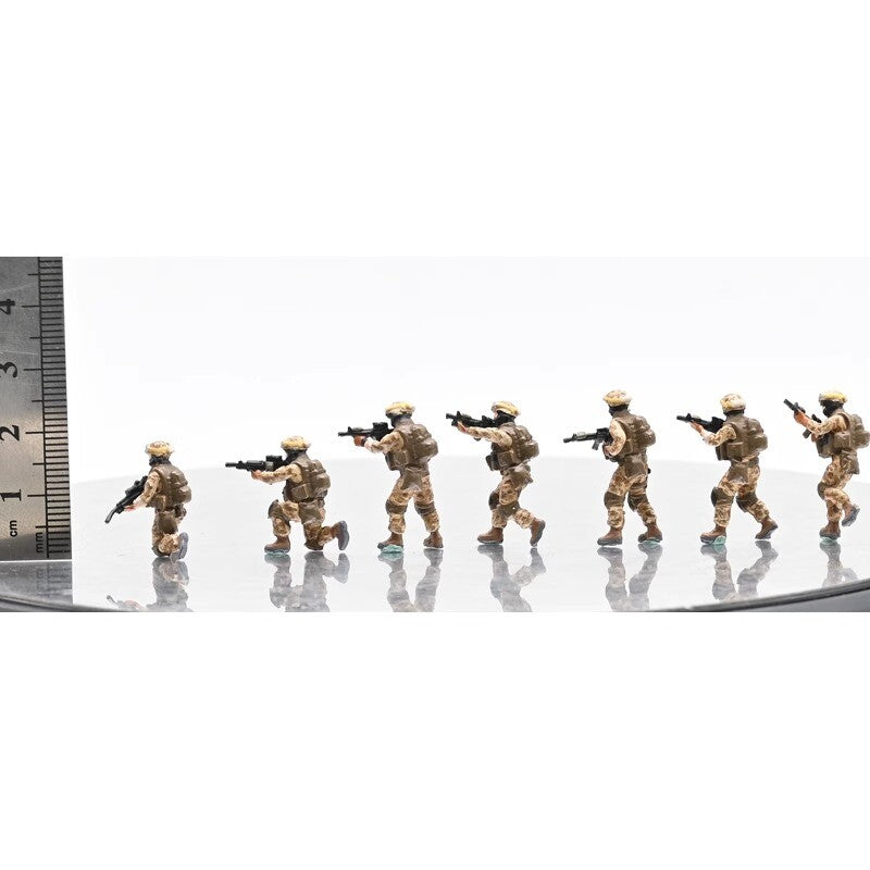 Sanrong 1/72 Modern Soldier 7-person US Army Soldier Figure Model (without Tank)