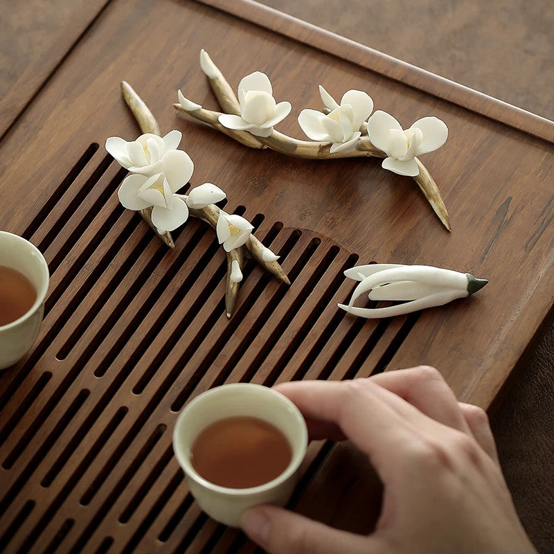 Chinese Ceramic Tea Pet Decoration Handmade Flower Shape Tea Teaware Accessories