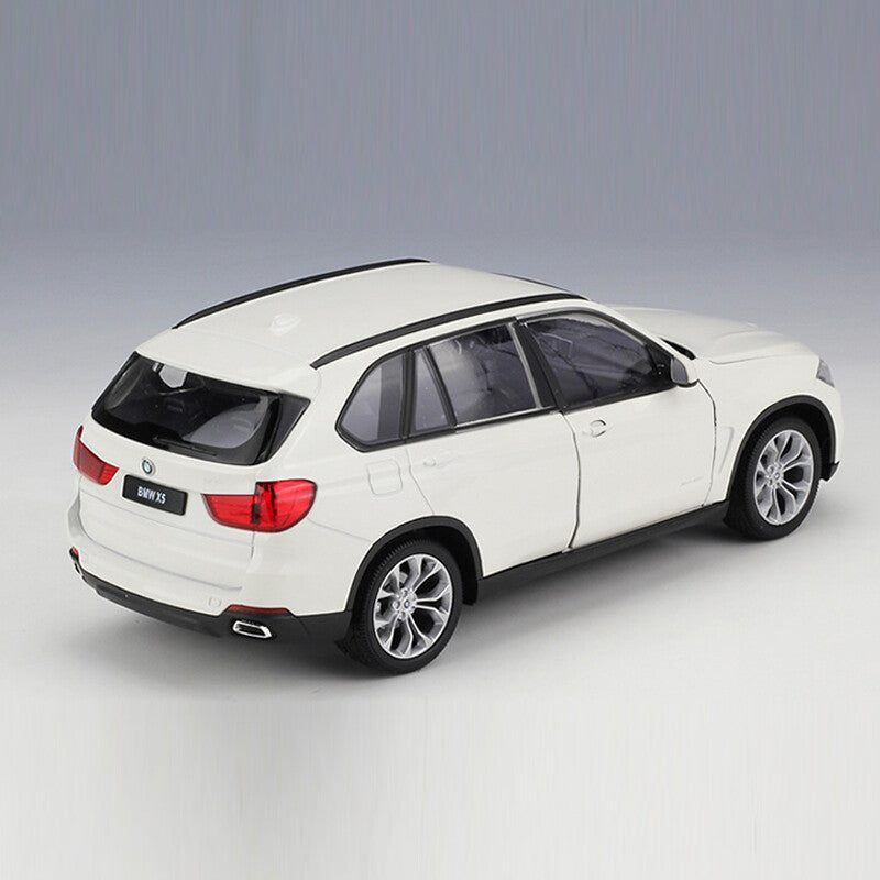 1/24 BMW X5 Model Car Diecast Toy Vehicle Collectible Boys Toys Kids Gifts White