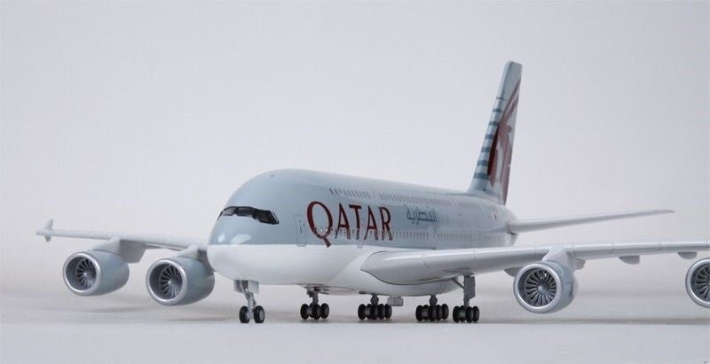 46CM 1:160 QATAR AIRBUS A380 Passenger Plane Landing Gear Resin Aircraft Model