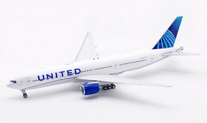 1:200 32CM InFlight UNITED BOEING 777-200ER Passenger Airplane Diecast Model