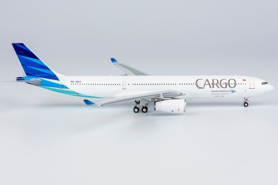 1:400 NG Model Garuda Indonesia CARGO AIRBUS A330-300 Airplane Diecast Model