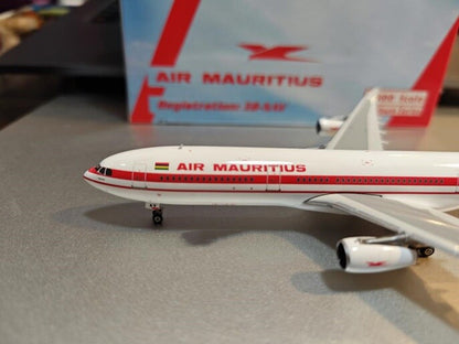 1:400 Phoenix Air Mauritius A340-300 Airplane Diecast Aircraft Plane Model
