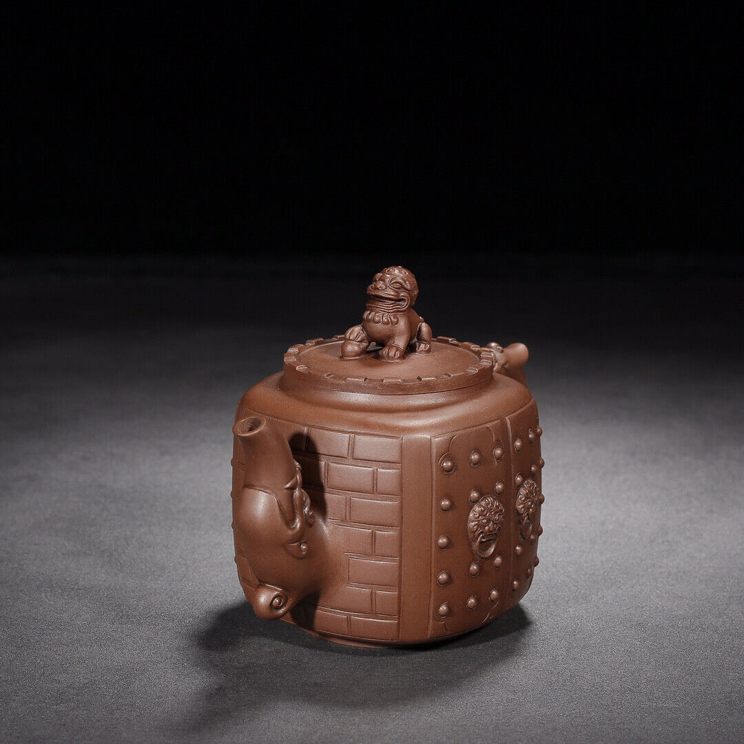 Chinese Yixing Zisha Clay Handmade Exquisite Teapot（中华门 底款：徐汉棠）