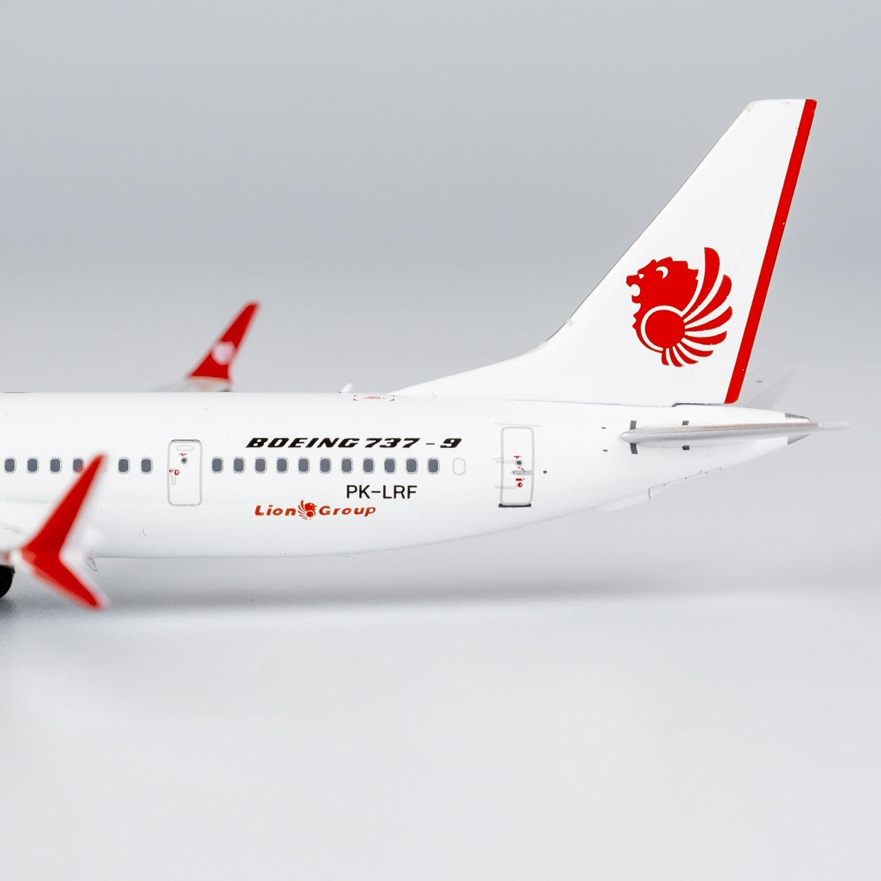 1:400 NGmodels Lion Air Boeing 737 MAX 9 Passenger Airplane Diecast Plane Model