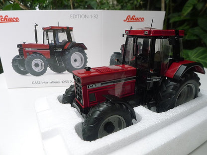 1:32 SCHUCO CASE International 1255 XL Tractor Farm Machine Diecast Model