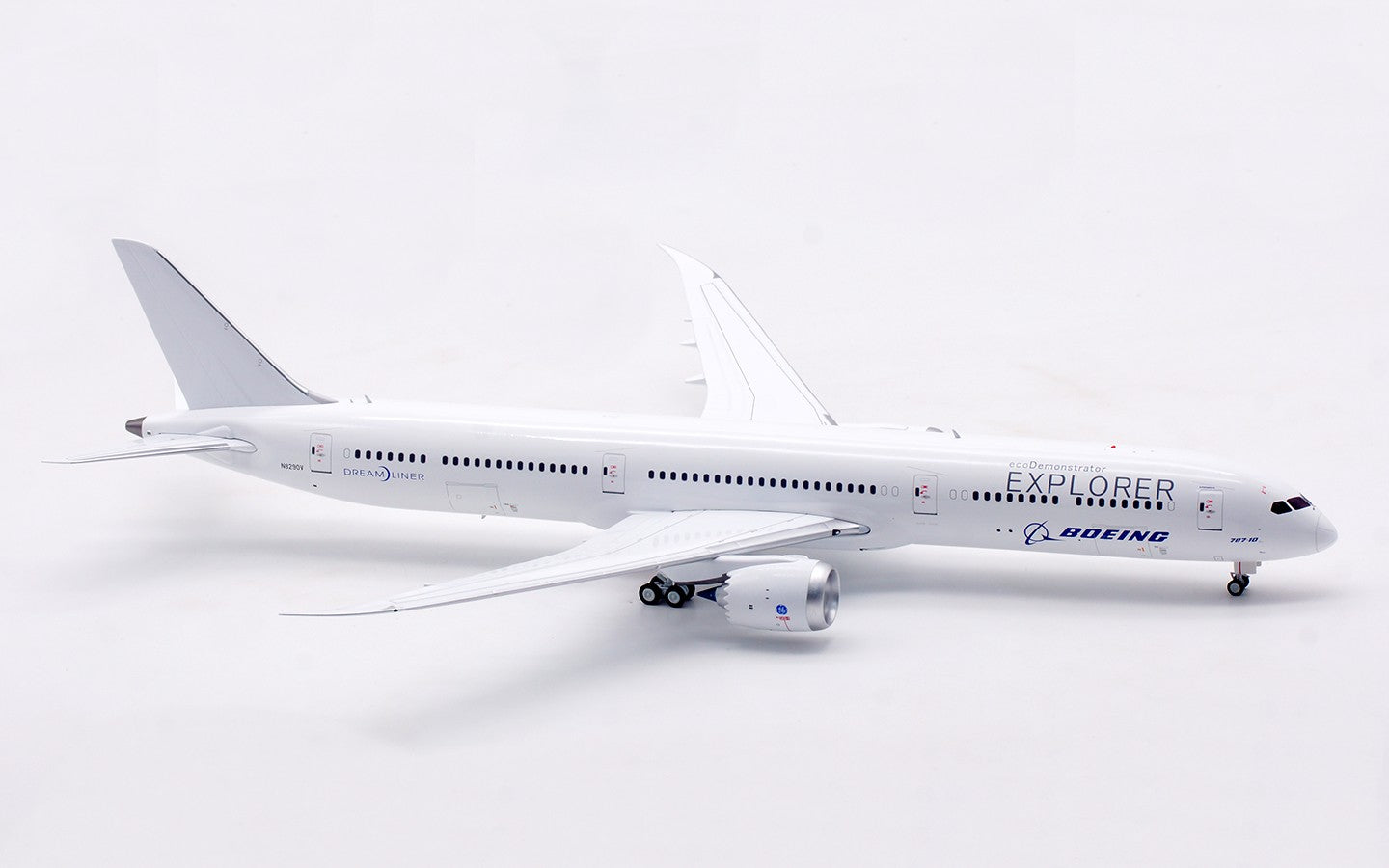 1:200 InFlight Boeing B787-10 N8290V Passenger Airplane Diecast Aircraft Model